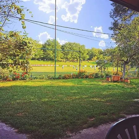 Holiday home Vikendica *