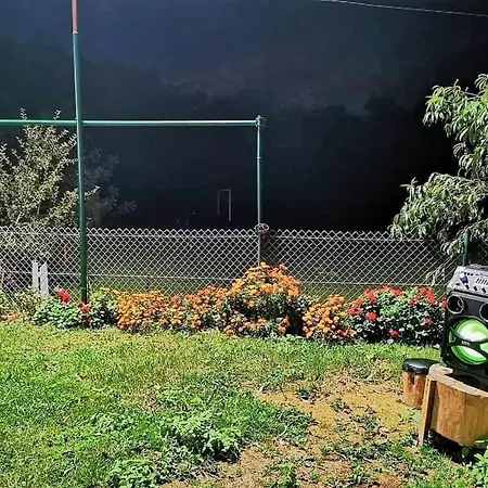 Vikendica Holiday home *