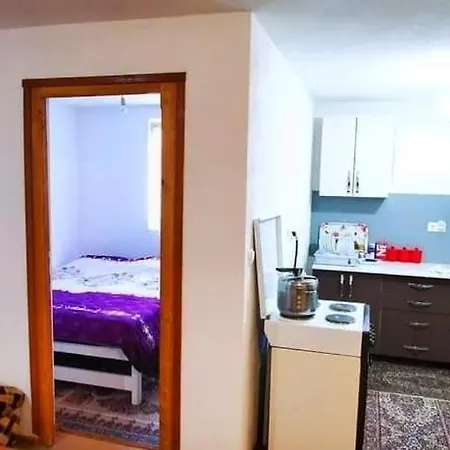 Vikendica Holiday home *